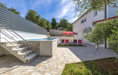 Maison 6 personnes à Banjol - Photo 1