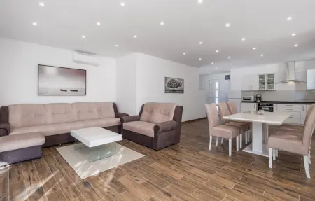 Maison 6 personnes à Banjol - Photo 3