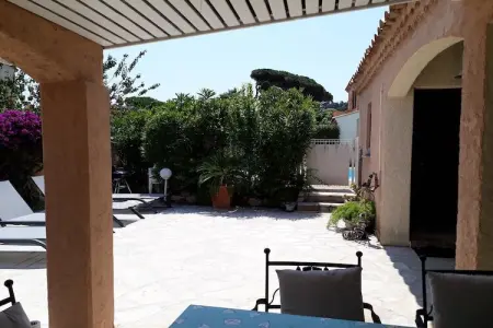 Doppelhaushälfte in Sainte-Maxime, Villa à Sainte-Maxime près de La Nartelle - Photo 14