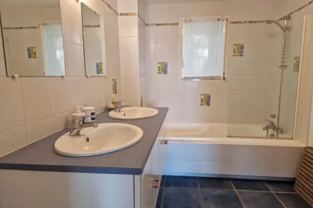 holiday home Pordic, Appartement à Pordic proche Plage - Photo 13