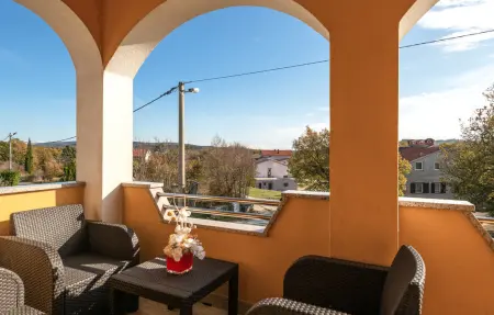Maison 8 personnes à Labin - Photo 1