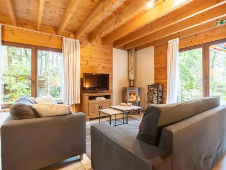 Boshuisje, Chalet adapté aux enfants dans les bois - Photo 1