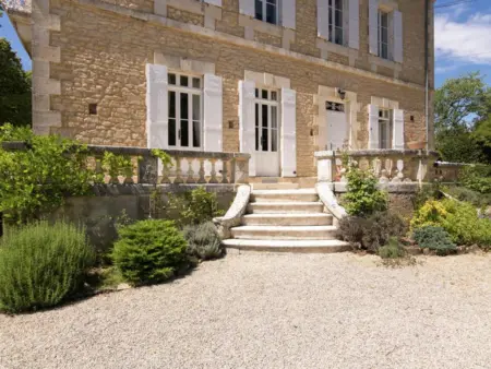 Le Petit Chateau, Maison de maître avec grand jardin et piscine - Photo 16