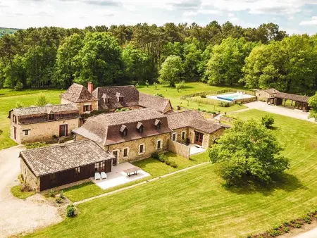 Gapard La Grange, Villa de charme avec piscine commune - Photo 1