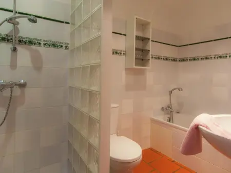 Gapard La Grange, Villa de charme avec piscine commune - Photo 13