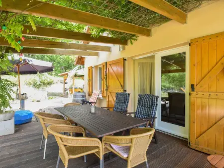 Gite LEysalle, Maison de vacances avec piscine privée et vue - Photo 4