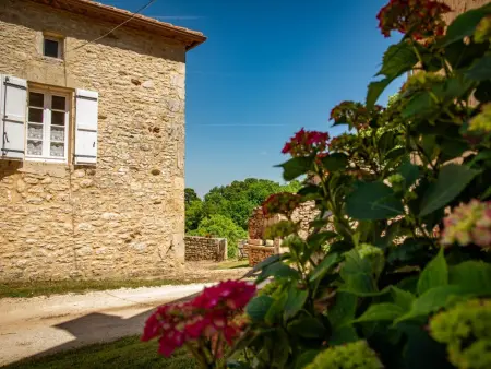 Gite Girou Haut, Maison de vacances avec piscine privée et vue - Photo 37