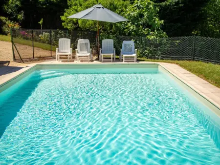Maison Girou Haut, Maison française typique avec piscine et vues - Photo 23
