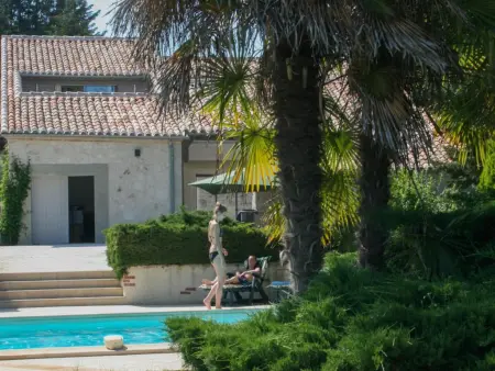 Gites de Saint Maurin, Gîte double dans un domaine calme avec piscine - Photo 2