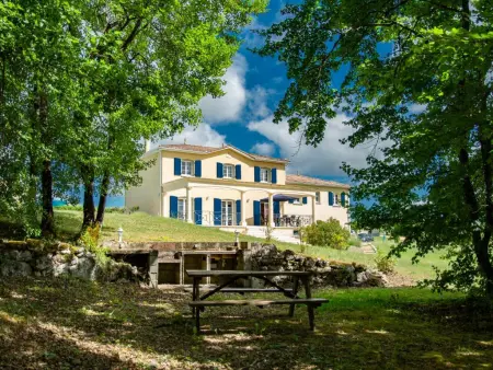 Villa de Montaigu, Belle villa avec piscine privée et pool house - Photo 28