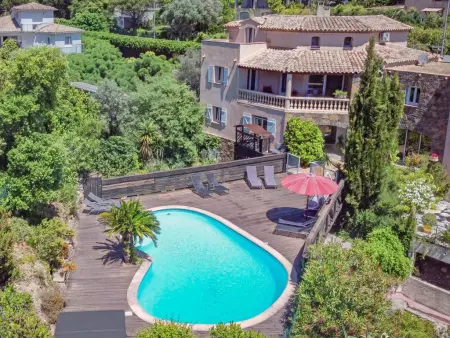 Vue Jardin, Maison avec piscine privée près de la mer - Photo 2