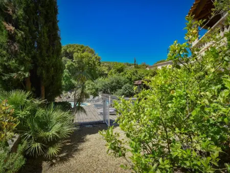 Vue Jardin, Maison avec piscine privée près de la mer - Photo 37