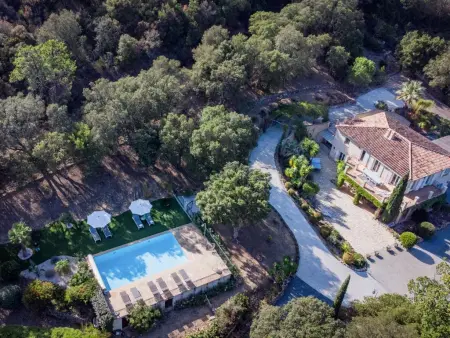 La Tropezienne, Villa de luxe avec grande piscine et jardin - Photo 1