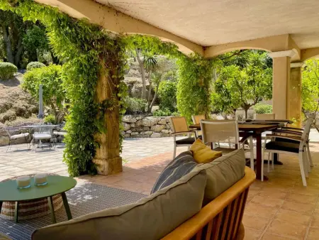 La Tropezienne, Villa de luxe avec grande piscine et jardin - Photo 6
