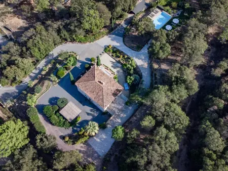 La Tropezienne, Villa de luxe avec grande piscine et jardin - Photo 31