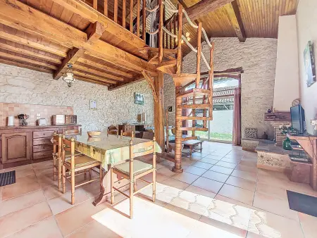 La Grange Jacques, Gite 6 personnes à Dondas - Photo 3