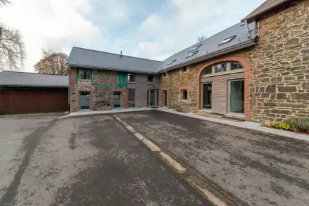 Superbe maison de vacances pour 15 adultes située à Champagne Le chêne et l'eau, Maison de vacances à Waimes avec jardin - Photo 6