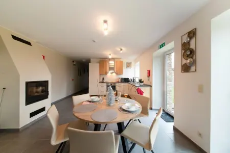 Superbe maison de vacances pour 15 adultes située à Champagne Le chêne et l'eau, Maison de vacances à Waimes avec jardin - Photo 11