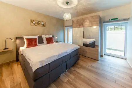 Superbe maison de vacances pour 15 adultes située à Champagne Le chêne et l'eau, Maison de vacances à Waimes avec jardin - Photo 15