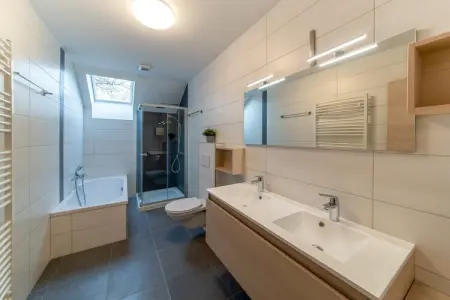 Superbe maison de vacances pour 15 adultes située à Champagne Le chêne et l'eau, Maison de vacances à Waimes avec jardin - Photo 23