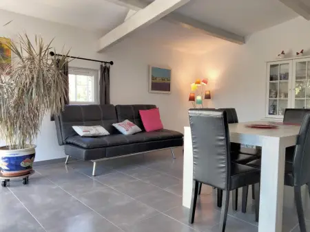 Les Platanes, Gîte avec piscine près de la ville antique - Photo 9