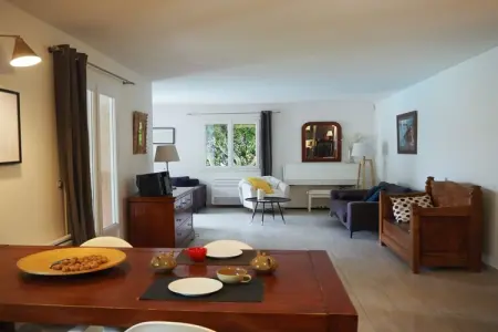 Ferienhaus in Pertuis, Maison à Pertuis avec piscine privée - Photo 5