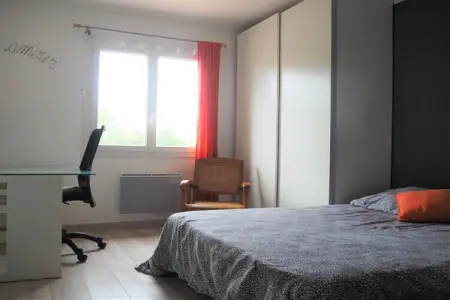 Ferienhaus in Pertuis, Maison à Pertuis avec piscine privée - Photo 10