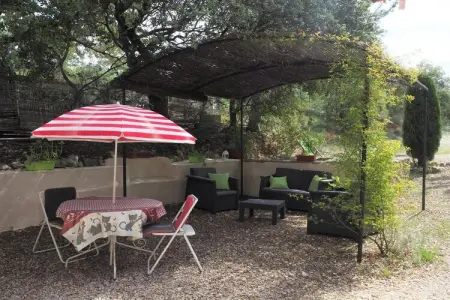 Ferienhaus in Bédoin, Chalet au Mont Ventoux avec Vue - Photo 1