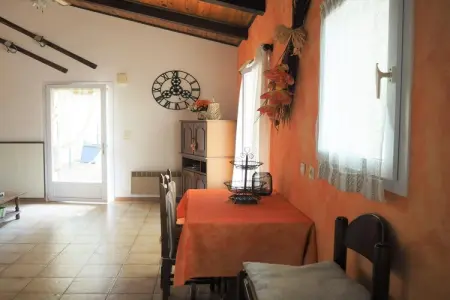 Ferienhaus in Bédoin, Chalet au Mont Ventoux avec Vue - Photo 4