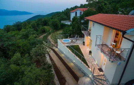 Maison 6 personnes à Sveta Jelena - Photo 8