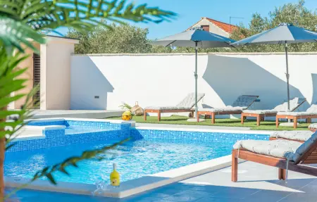 Maison 10 personnes à Biograd na Moru - Photo 1
