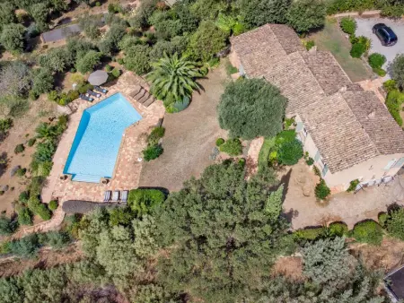 Le Bayol, Villa provençale avec piscine et vue sur la mer - Photo 2