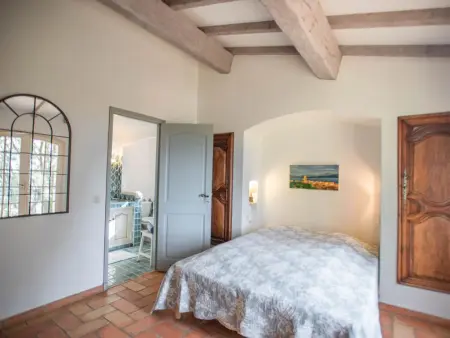 Le Bayol, Villa provençale avec piscine et vue sur la mer - Photo 31