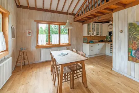 Charmante habitation pour 8 Adultes, Maison de vacances א Biטvre avec jardin - Photo 8