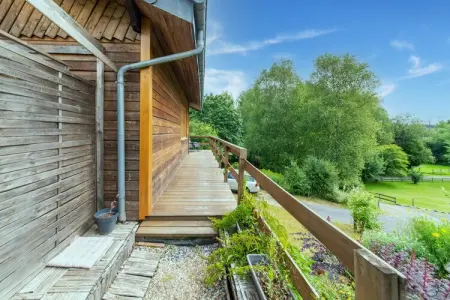 Charmante habitation pour 8 Adultes, Maison de vacances א Biטvre avec jardin - Photo 27