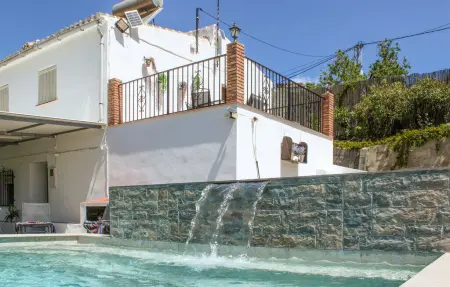 Maison 7 personnes à Sayalonga - Photo 1