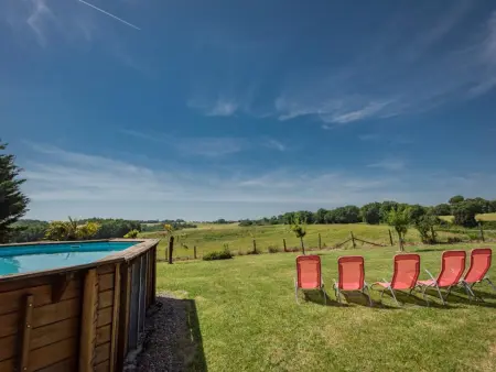 Grande Gite Bassoues, Chalet tranquille avec piscine privée et vue - Photo 6