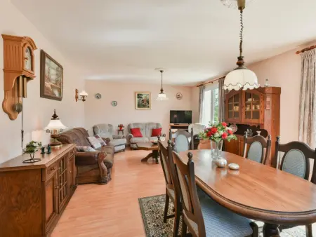 Grande Gite Bassoues, Chalet tranquille avec piscine privée et vue - Photo 22