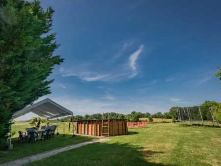 Grande Gite Bassoues, Chalet tranquille avec piscine privée et vue - Photo 45