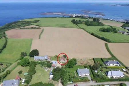 holiday home, Trédrez-Locquémeau-Grand gîte, Maison près de Côte de Granit Rose - Photo 2