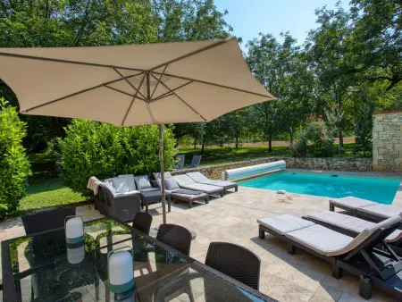 Maison spacieuse avec piscine privée et animaux acceptés - Photo 2