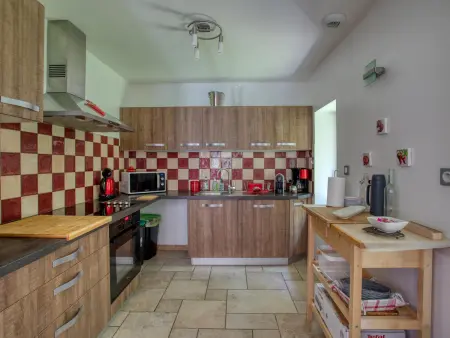 Maison spacieuse avec piscine privée et animaux acceptés - Photo 9
