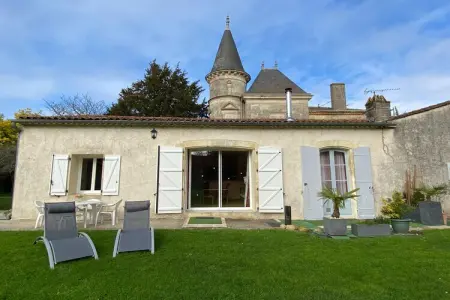 Semi-detached house Talais, Maison jumelée sur un domaine viticole, Talais - Photo 1