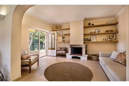 Praia Verde, Grande villa avec piscine privée à distance de marche de la plage - Photo 10
