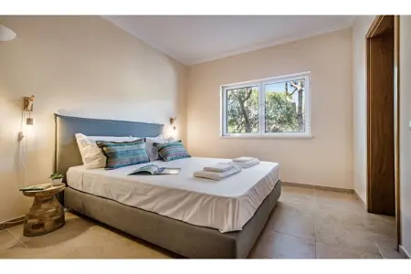Praia Verde, Grande villa avec piscine privée à distance de marche de la plage - Photo 14