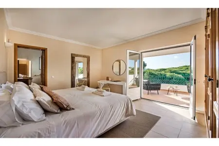 Praia Verde, Grande villa avec piscine privée à distance de marche de la plage - Photo 17