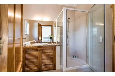 Praia Verde, Grande villa avec piscine privée à distance de marche de la plage - Photo 19