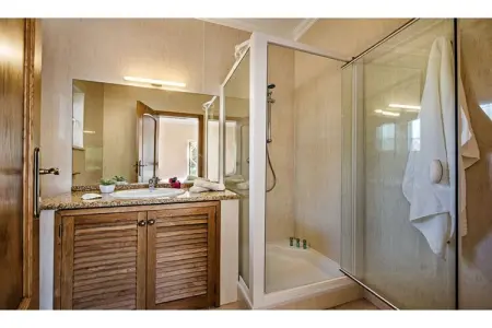 Praia Verde, Grande villa avec piscine privée à distance de marche de la plage - Photo 20