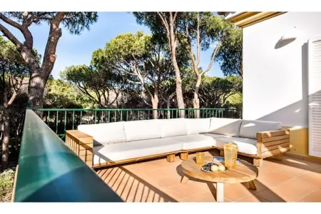 Praia Verde, Grande villa avec piscine privée à distance de marche de la plage - Photo 25