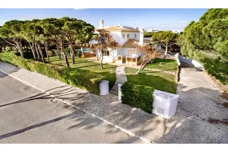 Praia Verde, Grande villa avec piscine privée à distance de marche de la plage - Photo 29